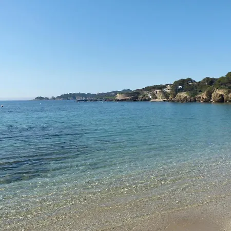 T1 - Presqu'ile De Giens - La Tour Fondue Hyères