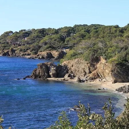 T1 - Presqu'ile De Giens - La Tour Fondue *